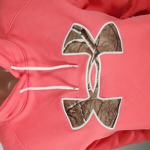 UNDER ARMOUR CAMO LOGO Coldgear HOODIE Semi fitted Size M Flawless! SALMON